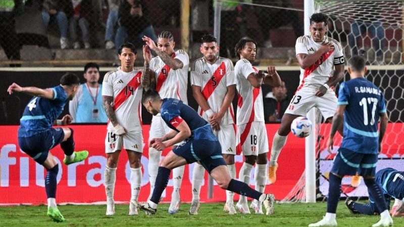 منتخب بيرو