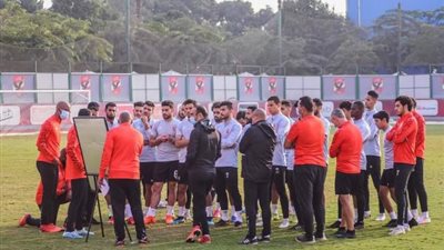 تدريبات بدنية وتقسيمة قوية للاعبي الأهلي استعدادًا لمواجهة المقاولون العرب