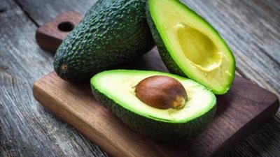 الأفوكادو.. الحل المثالي لحرق الدهون وإنقاص الوزن