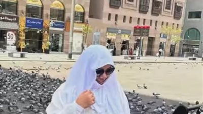 بعد نجاح عملية التكميم .. شيماء سيف تؤدي فرائض الحج