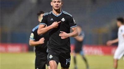 دونجا يستعد لمواجهة سموحة بصورة