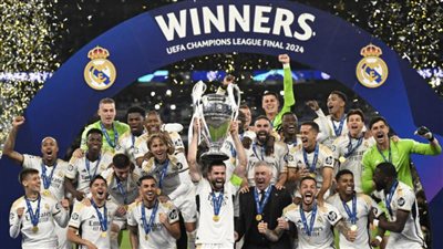 موقف بطولي من نجم ريال مدريد السابق.. فيديو