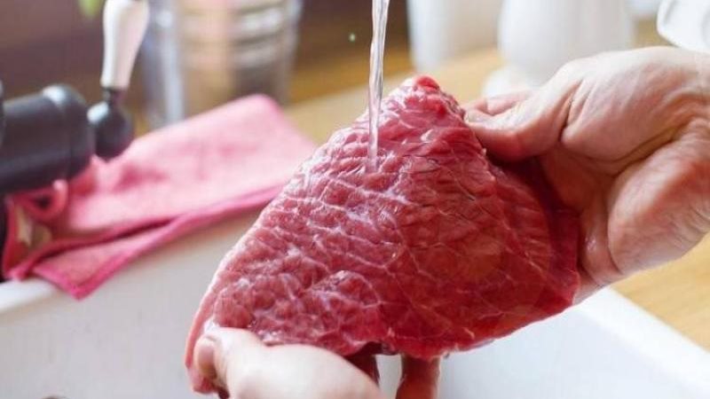 طرق تنظيف اللحمة