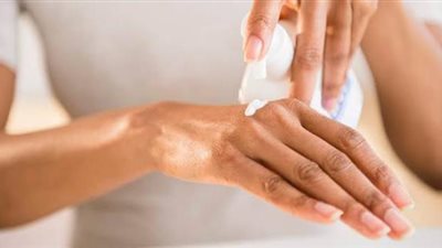 بمكونات طبيعية يمكنك تنظيف اليدين من رائحة لحم الأضاحي