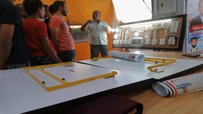 بماكينة خياطة وشنطة عدة هدية.. بدء التدريب المجاني بالوحدة المتنقلة في هذه المحافظة