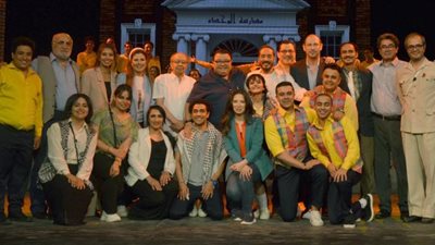 افتتاح مسرحية ”مش روميو وجوليت” بالقومى وإقبال جماهيري في أول أيام عرضه