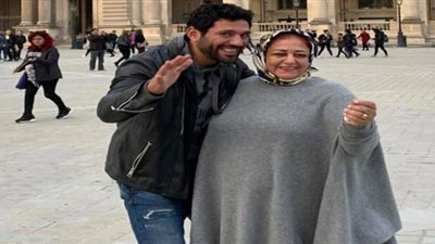 توأم روحي ونور عيوني.. حسن الرداد يرثي والدته بكلمات حزينة