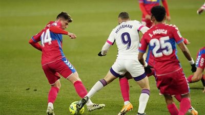 بلد الوليد يتعادل إيجابيا مع إلتشي (2_2) في الدوري الإسباني