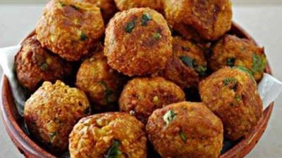 على طريقة الشيف شربيني.. كيفية إعداد كفتة الحمص بسهولة