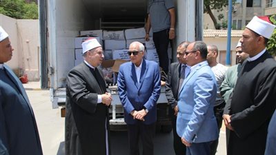 الجيزة تستلم 2 طن من لحوم صكوك الأضاحى لتوزيعها على الأسر المستحقة