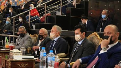 وزير الرياضة يشهد مباراة مصر وروسيا ببطولة العالم لليد بصالة ستاد القاهرة
