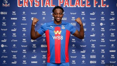 كريستال بالاس يتعاقد مع جوهرة «ماينز» الألماني