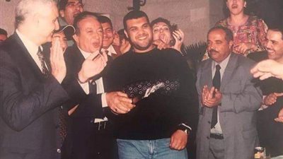 أحمد فتحي يستعيد ذكريات عيد ميلاده مع نور الشريف: وحشتني يا أستاذي
