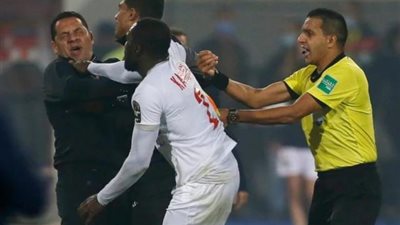 عاجل.. كاف يعلن إيقاف «كاسونجو ومصطفي محمد وحسين الشحات» 4 مباريات