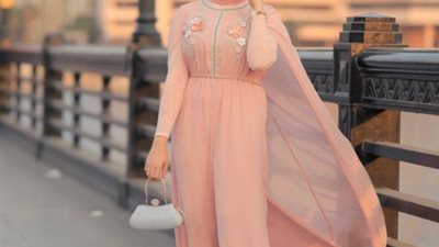 شرين أنور تبرز  تنسيقات للمحجبات وملابس محتشمة في شتاء 2021