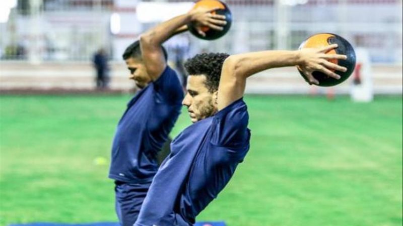 مصطفى فتحي وبامبو