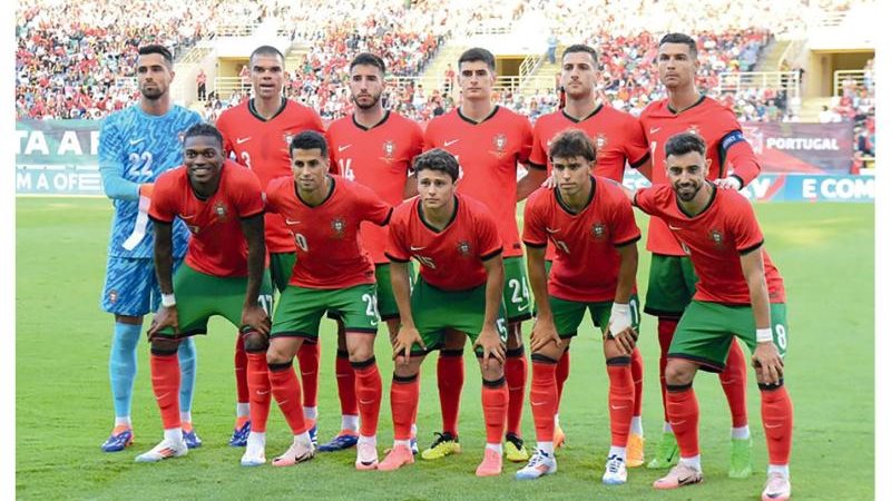 البرتغال تسحق تركيا