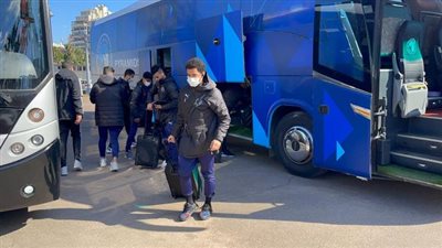 بيراميدز يصل استاد الإسكندرية استعدادا لمواجهة سموحة