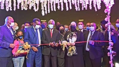 وزيرة التجارة والصناعة تشارك في افتتاح معرض الخرطوم الدولي