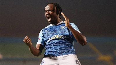 فضيحة جديدة.. اختفاء جائزة أفضل لاعب في مباراة بيراميدز والمقاولون