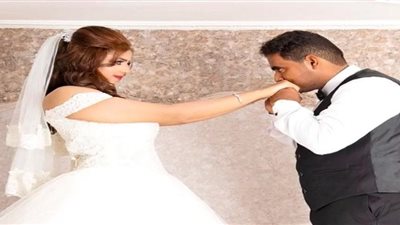 خلعت الحجاب ودعت لتحرير المجتمع اليمني.. تفاصيل اعتقال البلوجر خلود باشراحيل