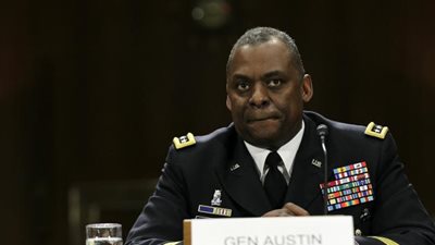 وزير الدفاع الأمريكي يبدأ مهامه بمكافحة كورونا