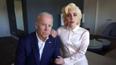 تعرف على سر العلاقة المتينة بين ليدي جاجا وجو بايدن؟