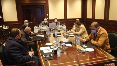 وزير الرياضة  يعقد اجتماعه الثاني مع روؤساء الوفود المشاركة بمونديال اليد