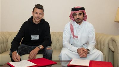 منافس الأهلي.. الدحيل القطري يضحى بالمساكني قبل مونديال الأندية