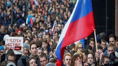 أول تعليق من الاتحاد الأوروبي على اعتقال المتظاهرين في روسيا