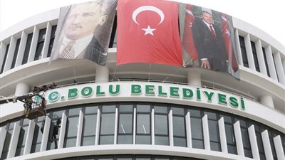 سارق أموال الغلابة.. ثورة ضد أردوغان بسبب إهدار المال العام