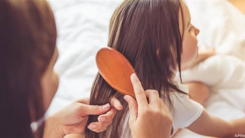 العناية بشعر الأطفال