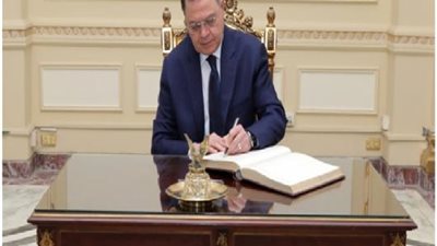 بالصور .. وزير الداخلية يوجه كلمة شكر للرئيس السيسي في عيد الشرطة