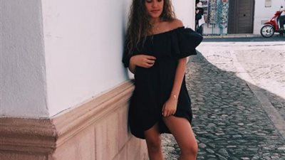 ابنة عمرو دياب تتبرأ من عائلتها لتصبح راقصة شهيرة