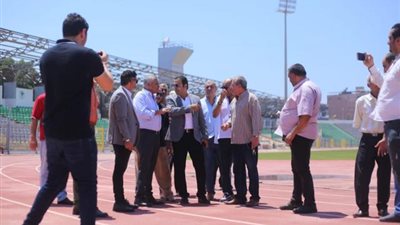 بطولة العالم لليد.. محمود حسين يشارك المنتخب الوطني فرحة التأهل لربع النهائي