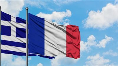 اليونان وفرنسا توقعان صفقة أسلحة بقيمة 2.3 مليار يورو..ما علاقة تركيا؟