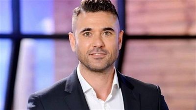 أحمد عز يكشف تفاصيل مؤثرة عن والدته في أيامها الأخيرة