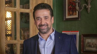 كريم عبد العزيز يشعل محركات بحث السعودية ويعلن عن مفاجآت فنية مثيرة