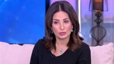 تزوجت مرتين وأصيبت بالعمى 6 شهور..  تفاصيل مؤثرة في حياة أمل رزق