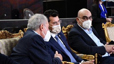 وزير الرياضة يشهد مباراة قطر والأرجنتين بستاد القاهرة