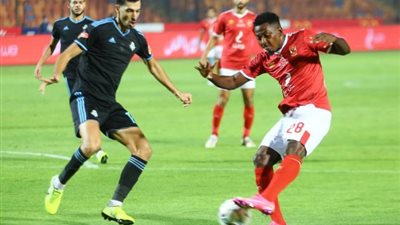 الأهلي يتحدى بيراميدز في مواجهة نارية بالدوري المصري