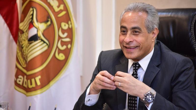 وزير العمل يرصد إنجازات