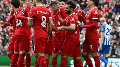 ليفربول يتدخل لتحصين محمد صلاح وفان دايك من إغراءات الدوري السعودي