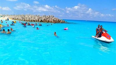 بعد غلق بعضها وتحذير المصيفين.. ننشر الشواطىء الآمنة في مرسى مطروح