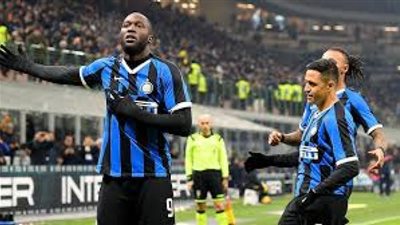 لوكاكو وسانشيز يقوادن هجوم الإنتر في ديربي ميلانو