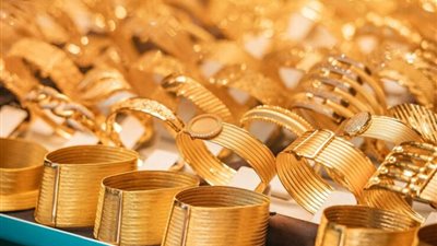سعر الذهب اليوم الإثنين 1-7-2024 عيار 21 مفاجأة
