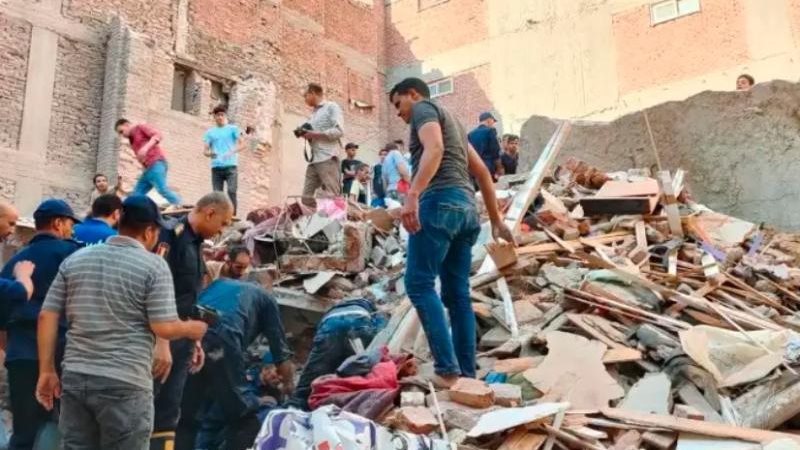 عقار أسيوط المنهار