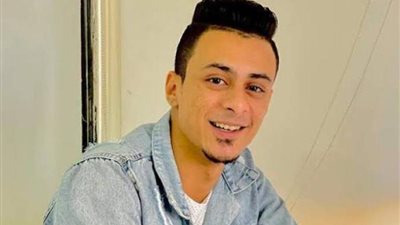 مطلعش فنكوش.. علي قدورة يصر على الاعتزال ويُعلق:” أغانيا بتجبلي ذنوب”