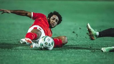 طبيب الأهلي يكشف لـ”الموجز” مدة غياب محمد هاني عن الملاعب