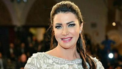 لقاء سويدان تخضع لعملية جراحية بشكل سنوى  وتكشف عن التفاصيل